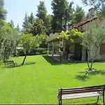 Semesterbostad Sani House 5 Minute Walk To The