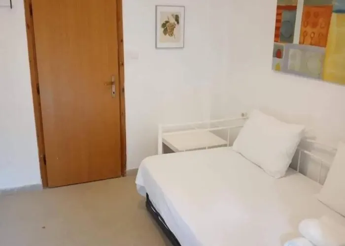 Vakantiehuis Sani House 5 Minute Walk To The
