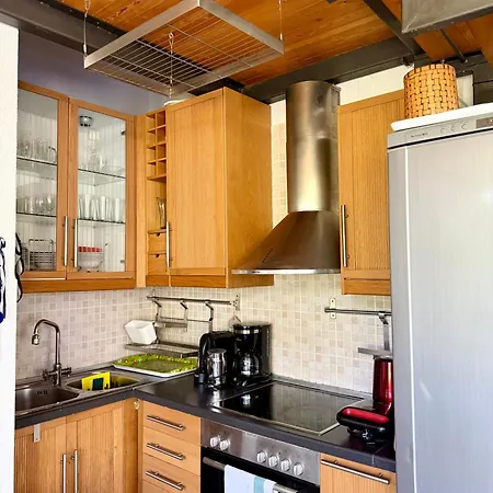 Ferienhaus Sani House 5 Minute Walk To The